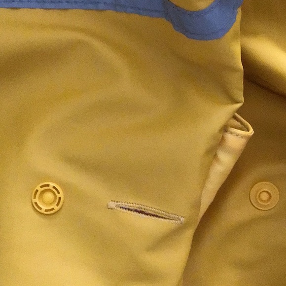 Top Paw XL (50 lb) Dog Raincoats (2 available) - Picture 5 of 6